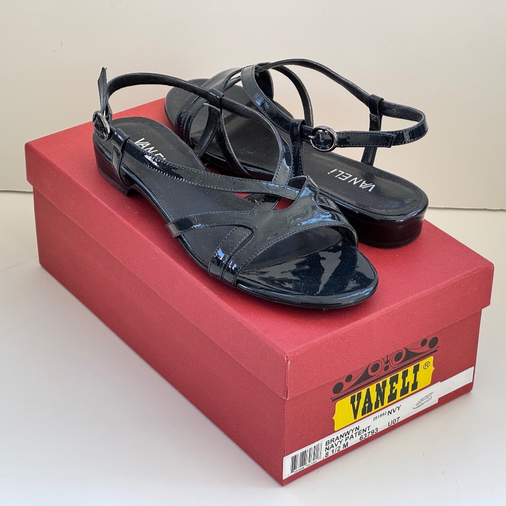 Vaneli "Bransyn" Navy Patent Leather Sandals - Size 8.5 M - Mint Cond with Box
